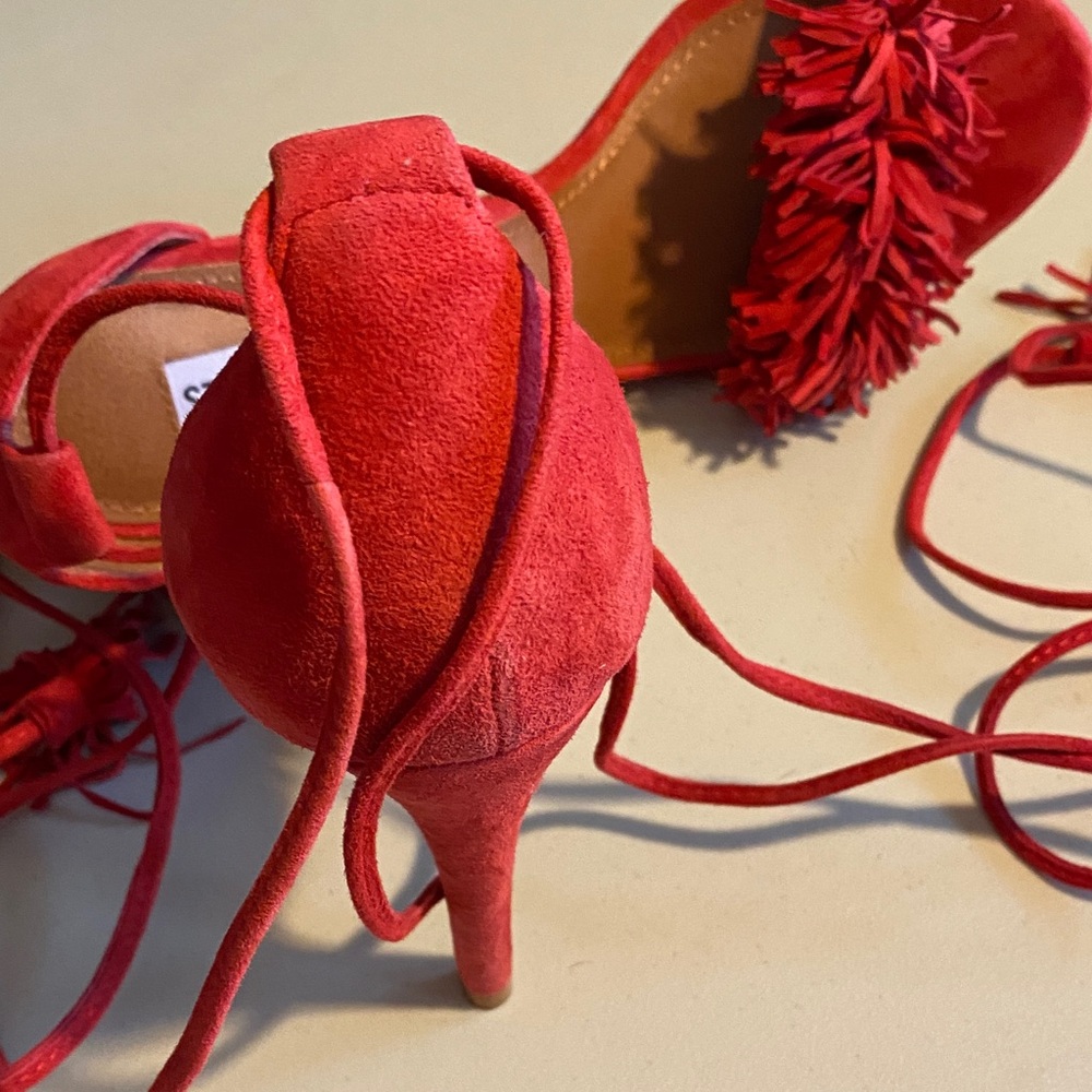 Steve Madden Red Fringe Heels - Picture 3 of 3